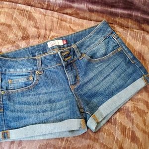 SO Size 9 Jean Shorts